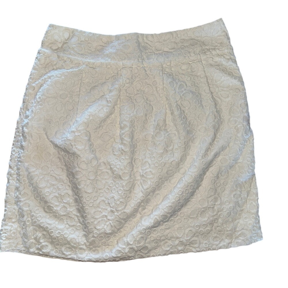 LOFT Cream‎ Textured Floral Mini Skirt